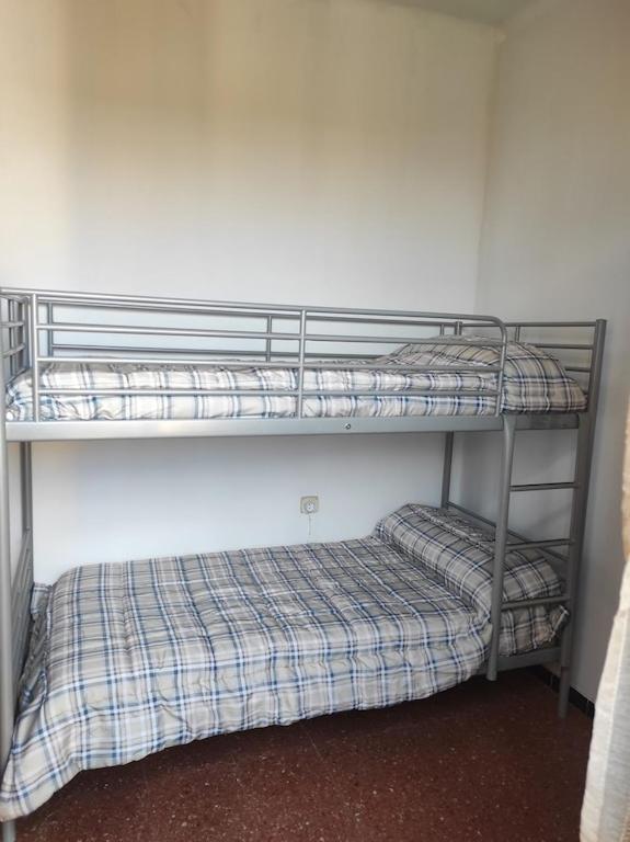 Apartamentos Can Bruguera 2 Mataro Bagian luar foto